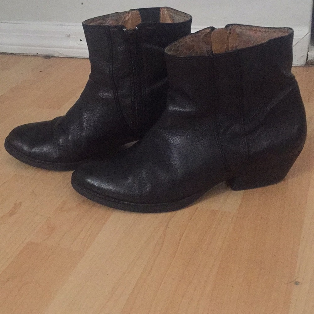 Nine West Black Leather Ankle Boots